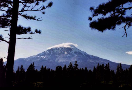 Cloudcap on Shasta from a distance